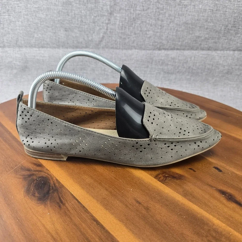 Maurices Gray Pointed Toe Perforated Slip On Loafer Flats Shoes‎ Women's Size 9M
